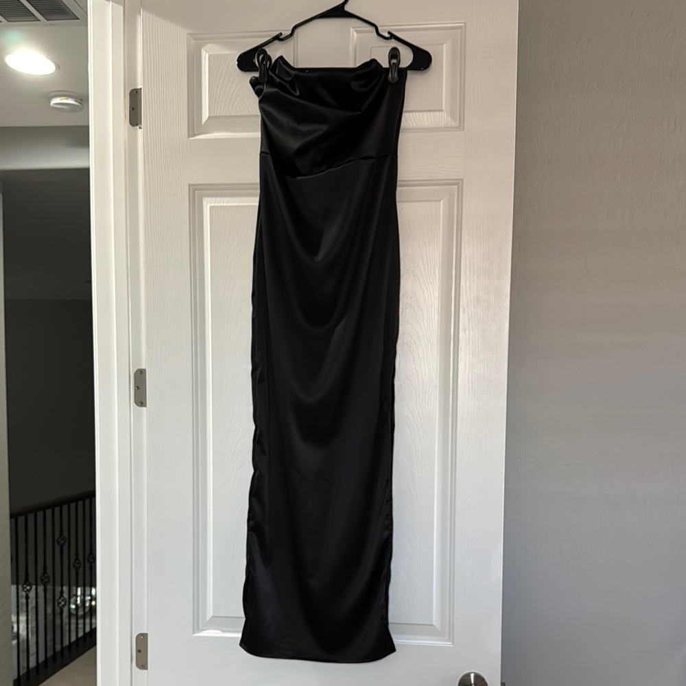 12th Tribe Elegant Black Strapless Slit Gown